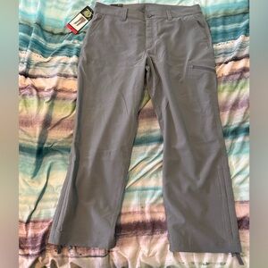 Eddie Bauer Women’s Gray rips top crop Pants brand new with tags size 8!